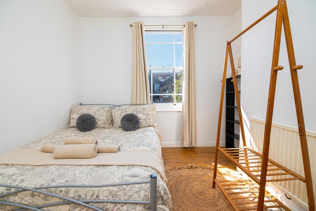 Pensiune Comfy Double Bedroom
